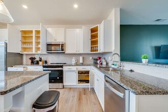 4016 Bunker Dr in Charlotte, NC - Building Photo - Building Photo