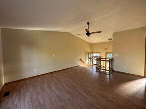 1704 E 27th St in Farmington, NM - Building Photo - Building Photo