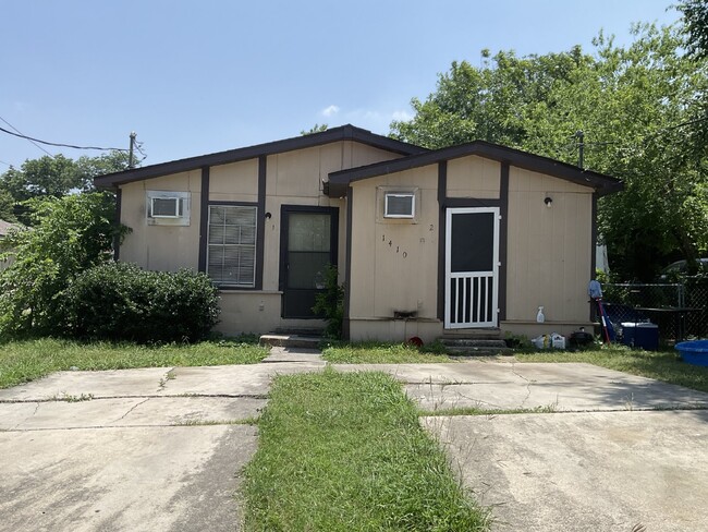 property at 1410 Avant Ave
