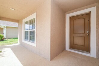 13207 Precept Way in Hudson, FL - Building Photo - Building Photo