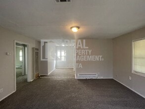 1586 Hurley Cir in Macon, GA - Building Photo - Building Photo