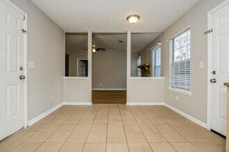 337 Autumn Lake Dr in Mcdonough, GA - Building Photo - Building Photo