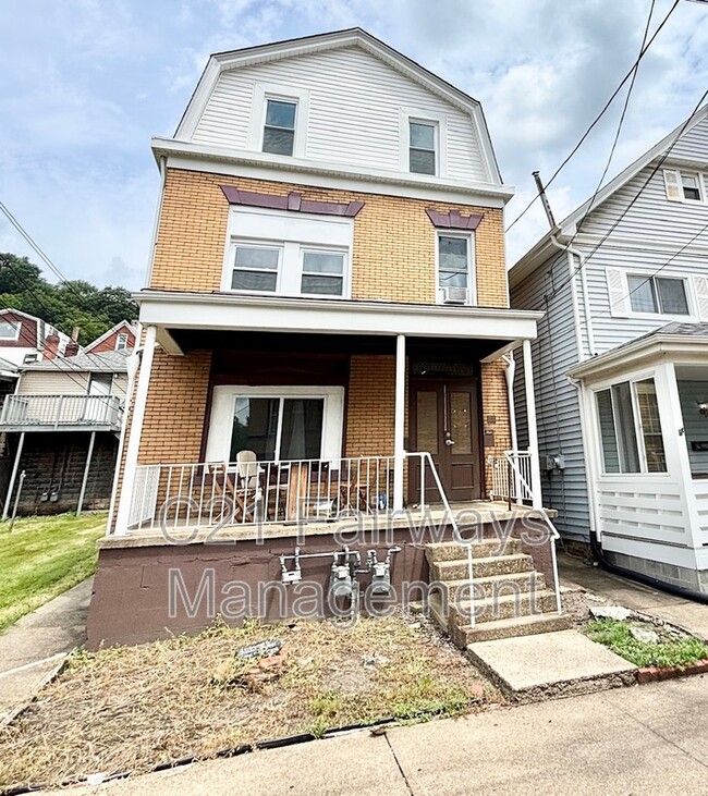 property at 352 2nd St