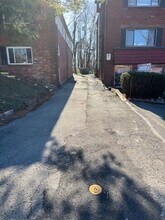 1502 Radford Rd in Pittsburgh, PA - Building Photo - Building Photo