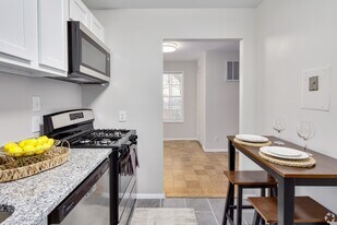 Finian's Court Apartments in Lanham, MD - Building Photo