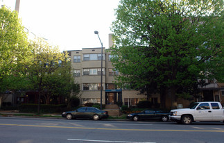 5431 Connecticut Ave NW Apartments