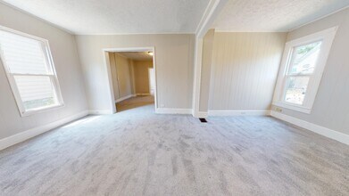 9516 Larnder Ave in Cleveland, OH - Building Photo - Building Photo