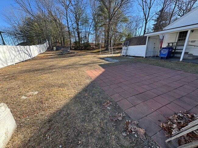 261 Litchfield St in Leominster, MA - Building Photo - Building Photo