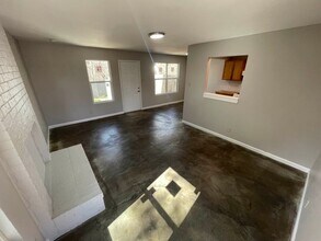 6102 Conti Ct in Austin, TX - Building Photo - Building Photo