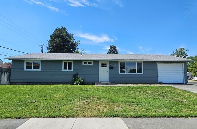 property at 1804 S Turnagin Pl