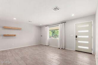 2314 W Weldon Ave in Phoenix, AZ - Building Photo - Building Photo
