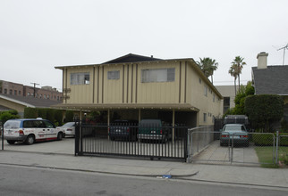 1539 N Harvard Blvd in Los Angeles, CA - Building Photo - Building Photo