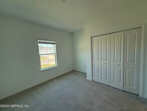 8205 Horsebit Cir in Jacksonville, FL - Building Photo - Building Photo