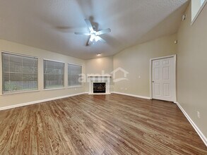 2120 Pebble Creek Ln in Orange Park, FL - Building Photo - Building Photo