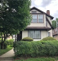 181 Grand Ave in Leonia, NJ - Building Photo