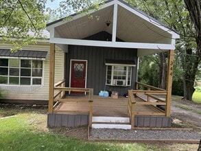 344 W Juniata Pky in Millerstown, PA - Building Photo - Building Photo