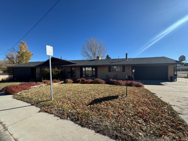 property at 822 Moose St