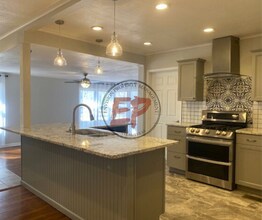 3601 E Brookview Dr in Waco, TX - Building Photo - Building Photo