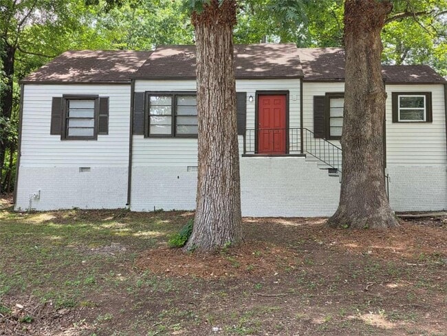 property at 1336 Wichita Dr SW