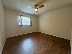 637 Harwood St, Unit 1 in Orlando, FL - Building Photo - Building Photo