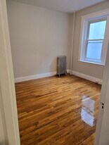 1197 Commonwealth Ave, Unit 14 in Boston, MA - Building Photo