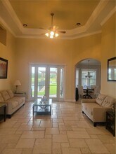 12625 Sweet Hill Rd in Polk City, FL - Foto de edificio - Building Photo