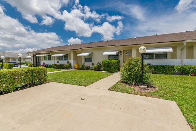 3409 Theo Way in West Palm Beach, FL - Building Photo - Building Photo