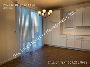 2022 N Brindac Ln in Clovis, CA - Building Photo - Building Photo