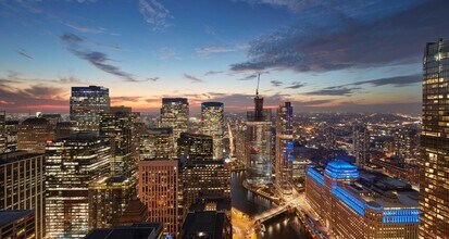 162 N Clark St in Chicago, IL - Building Photo - Building Photo