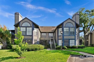 966 Helmsley Ct in Lake Mary, FL - Building Photo