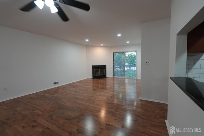 property at 41 Morgan Pl