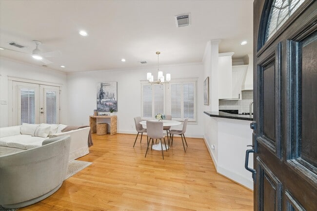 1322 Dian St in Houston, TX - Building Photo - Building Photo