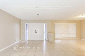 5301 Polk St in Hollywood, FL - Foto de edificio - Building Photo