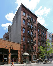 242 Mulberry Street in New York, NY - Building Photo - Building Photo