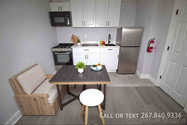 1682 Harrison St in Philadelphia, PA - Building Photo - Building Photo