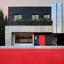 1321 W. 36th Pl. in Los Angeles, CA - Foto de edificio - Building Photo