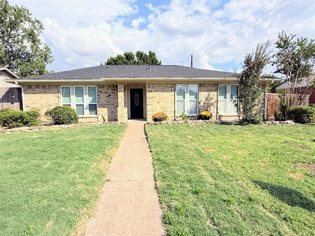 352 Westwood Ct