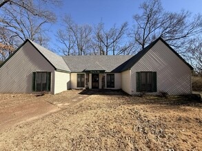 2150 Tramway Pl in Memphis, TN - Building Photo - Building Photo