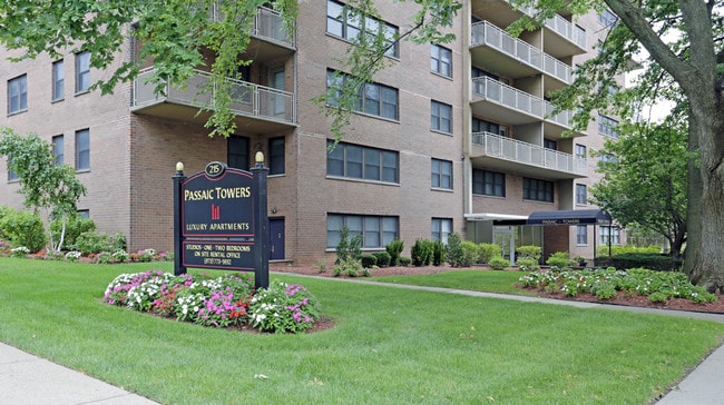 The Towers at Passaic Park