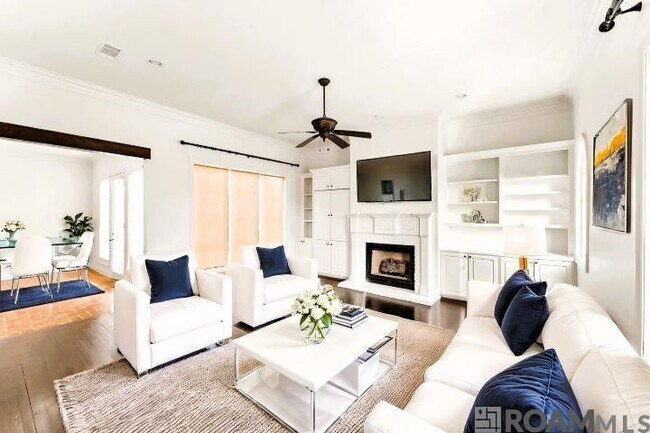 2904 Rue Dauphine in Baton Rouge, LA - Building Photo - Building Photo