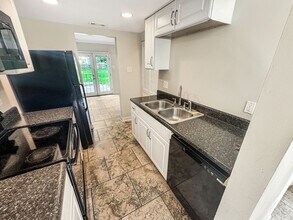 1402 Mechanicsville Tpke in Richmond, VA - Building Photo - Building Photo