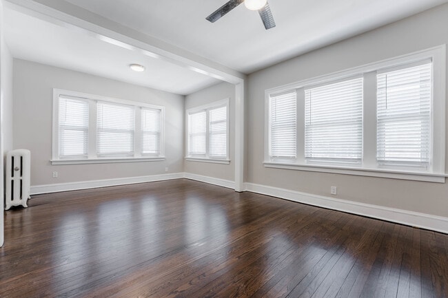 5306 N Ashland Ave, Unit 3