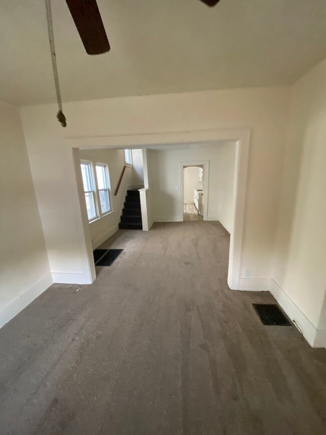 616-618 S Smithville Rd in Dayton, OH - Building Photo - Building Photo