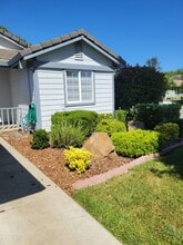 1030 Windmill Dr in Dixon, CA - Building Photo - Building Photo