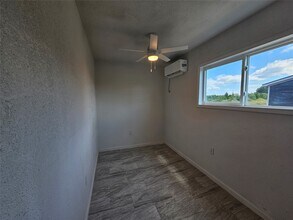 1368 Rd 5735 in Cleveland, TX - Building Photo - Building Photo