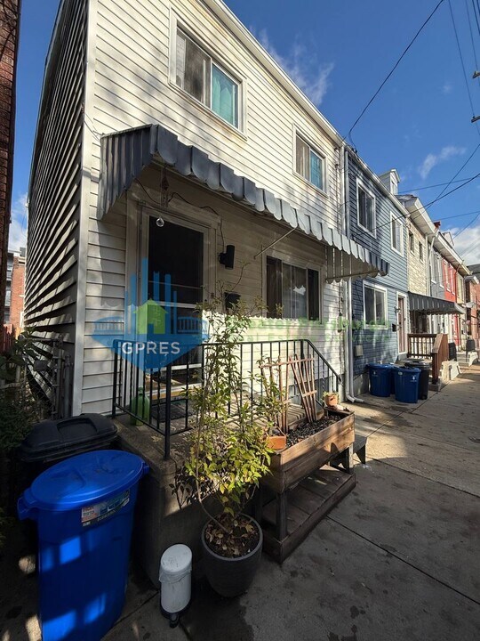 4833 Hatfield St in Pittsburgh, PA - Building Photo