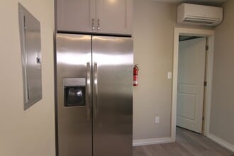 3945 Baring St in Philadelphia, PA - Foto de edificio - Building Photo