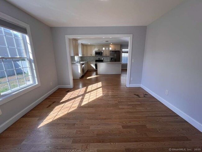 793 Pond St in Bridgeport, CT - Building Photo - Building Photo