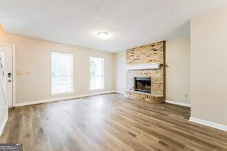 4681 Woodglen Ct in Douglasville, GA - Building Photo - Building Photo