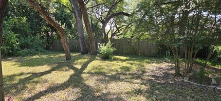 5101 Meadow Creek Cove in Austin, TX - Building Photo - Building Photo
